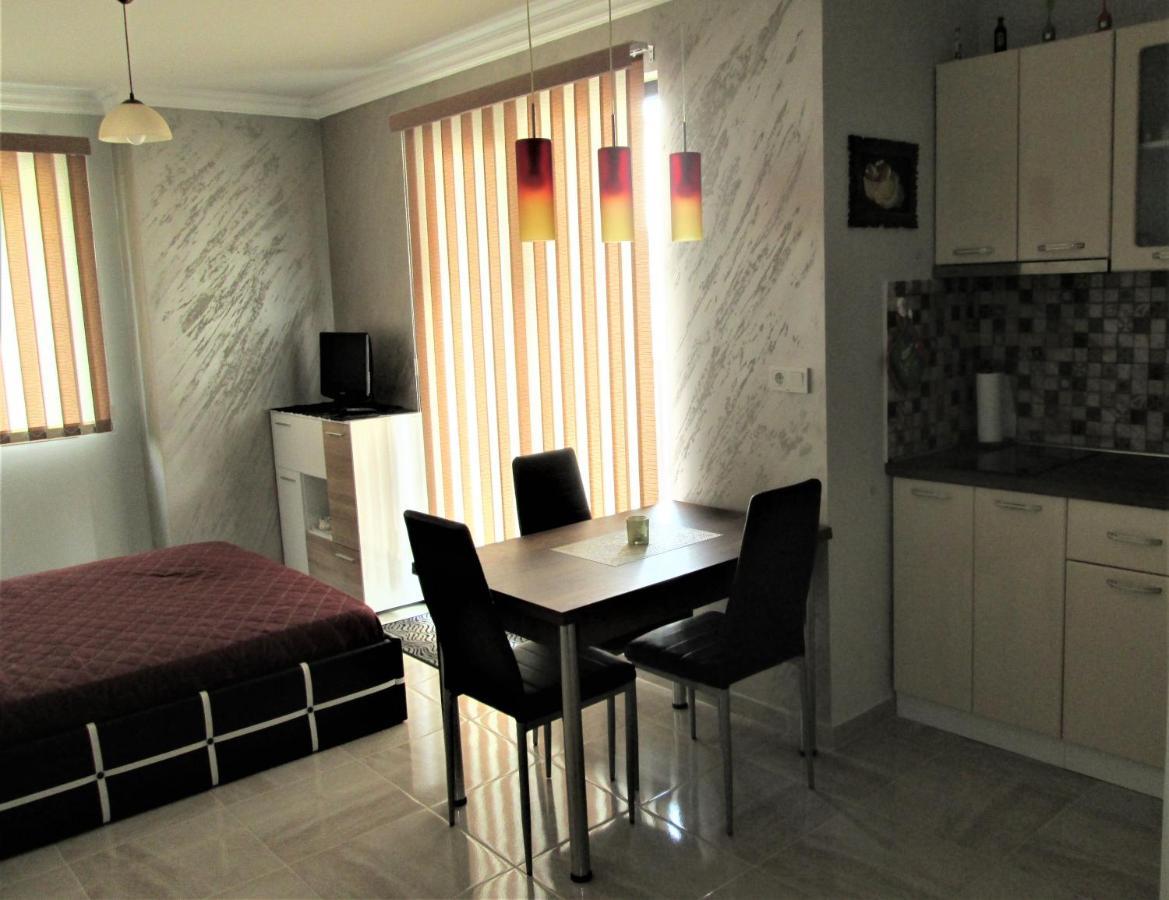 Studio Emi Pomorie Buitenkant foto